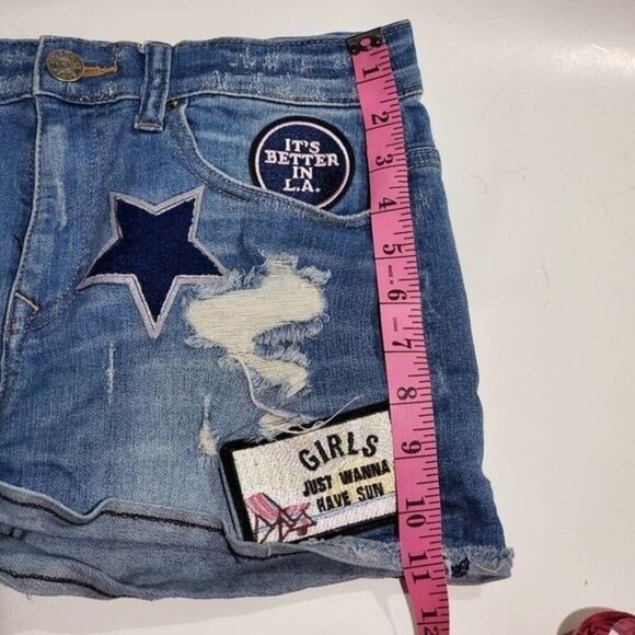 Express Jean Shorts Distressed Patches Size 4 - Picture 4 of 16